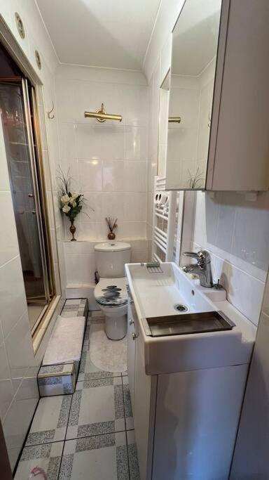 Palaz 6 - 2 Bedroom Flat Edmonton Eksteriør bilde